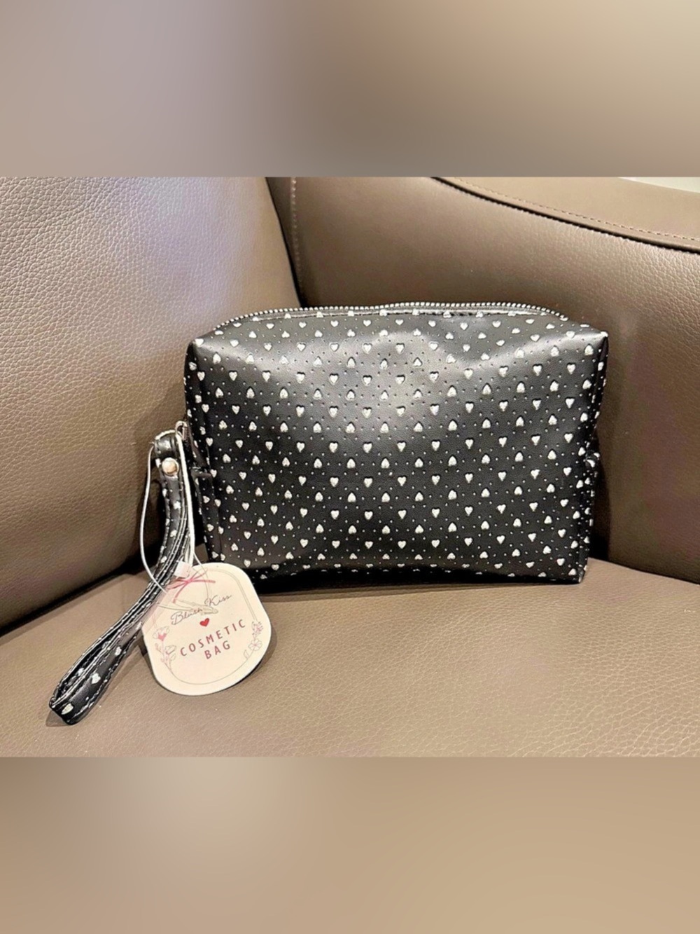Cosmetic Bag, Lippies & Skincare Bundle - Picture 2 of 5